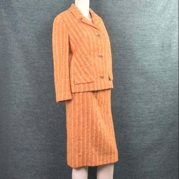 Vintage Henry White Of Dublin Wool Suit, 1960's Skirt & Jacket - Picture 12 of 17